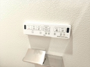 【ウォシュレット機能付トイレ】