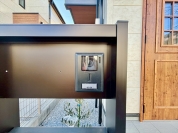 【モニター付きインターフォン】