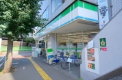 ファミリーマート　東中神駅前店