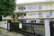調布市立緑ケ丘小学校