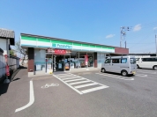 ファミリーマート 秀栄花小金井店