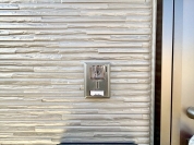 【TVモニターつきインターフォン】