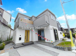 周囲にはスーパーをはじめとした買い物施設も揃っています。住みやすさと利便性を兼ね備えた環境です。
■八王子市館町　新築一戸建て■