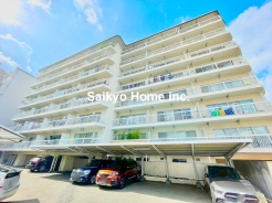 南向きの住宅は日当たりも良好。晴れの日はバルコニーでたっぷりと洗濯物を干すことができ家事もはかどりますよ。■世田谷区　分譲マンション■