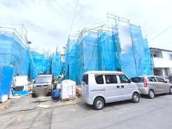 南側道路で日当たり良好！光と風が通り抜ける気持ちの良い空間です。
■日野市日野本町3　新築一戸建■