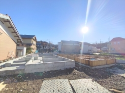 開放感と落ち着きを兼ね備えた住まいです。利便性と自然が調和する住環境です！■日野市三沢　新築一戸建て■