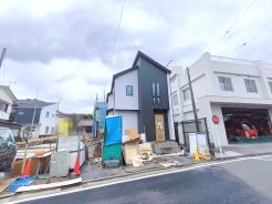 建物の基礎・構造といった目には見えにくい部分もしっかりこだわったお家です。安心して永くお住まいいただけます。
■府中市是政2　新築一戸建て■