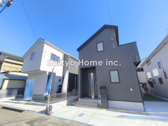 スーパーやコンビニなど買い物施設が徒歩圏内。住みやすさと利便性を兼ね備えた環境です。
■日野市大坂上3丁目　新築戸建て■