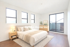 明るく開放感のある洋室。十分にお一人で快適に過ごせる空間となっております。趣味や勉強などに励めます。※家具等はCG加工しております。■三鷹市上連雀9　新築一戸建て■