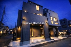 静かな街並みに佇む、洗練されたモダンデザインの住まい
全2棟。完成しました！お気軽にご相談ください。■立川市富士見町2　新築一戸建て■