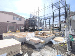 周囲にはスーパーをはじめとした買い物施設も揃っています。住みやすさと利便性を兼ね備えた環境です。
■日野市日野台5丁目　新築戸建て■