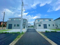 周辺には徒歩でスーパーやドラッグストアがあるので安心■八王子市川口町　売地■