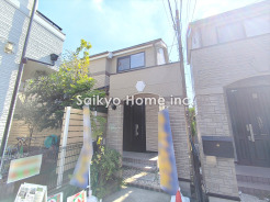 プライベートな時間も、ご家族とくつろぐ時間も充実している「ずっと住み続ける家」を実現した新築住宅です。
■三鷹市中原3　中古戸建■