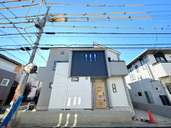 風通しや採光にも気を配った設計のお家は、快適な住環境をお約束します。■調布市深大寺東町6　新築一戸建て■