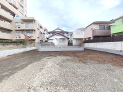 緑豊かで閑静な住宅街は子育てにはピッタリです。■国立市富士見台1　売地■