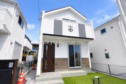 周囲にはスーパーをはじめとした買い物施設も揃っています。住みやすさと利便性を兼ね備えた環境です。
■調布市深大寺東町4　新築一戸建て■