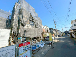 周辺は豊かな自然環境や子育てファミリーに便利な施設が魅力的！■調布市八雲台1　新築一戸建■