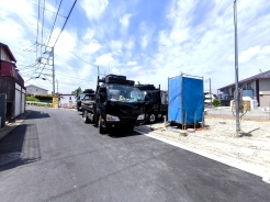 緑豊かで閑静な住宅街は子育てにはピッタリです。全5棟、食洗機やLDKには床暖房等欲しい設備も満載です。■日野市南平9　新築一戸建■