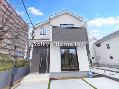 プライベートな時間も、ご家族とくつろぐ時間も充実している「ずっと住み続ける家」を実現した新築住宅です。
■小金井市前原町4　新築一戸建■