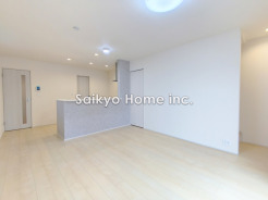 居心地の良いリビングは自然と家族が集まるコミュニケーションスペースとして活用できます。
■府中市若松町3　新築一戸建て■