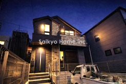 3路線3駅を利用できるので通勤、通学、お買い物に便利な立地です！■日野市三沢4丁目　新築一戸建て■