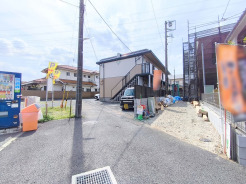 子育てにも嬉しい、緑豊かな自然が広がる閑静な住宅地です。この機会に是非現地をご覧ください。
■昭島市中神町　新築一戸建■