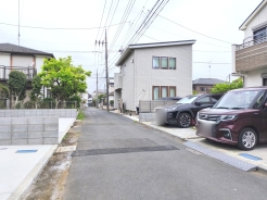 前面道路は約5mの道路です。■国分寺市戸倉2　新築一戸建て■