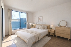 明るく開放感のある洋室。昼間は豊かな陽光が心地よく、夜はゆったりと落ち着いた空間に。
※家具等はCG加工をしております。■昭島市東町5　新築一戸建て■