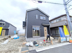 住まいの快適性と確かな安全性を充実させた設備、仕様です。■調布市飛田給3　新築一戸建■