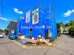 永くお住いになっても飽きの来ないシンプルなデザイン。快適な生活環境を重視した、細部までこだわりのある間取り・仕様です。■調布市深大寺元町3　新築一戸建て■