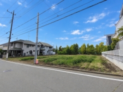 緑豊かで閑静な住宅街は子育てにはピッタリです。
■立川市幸町5　売地■