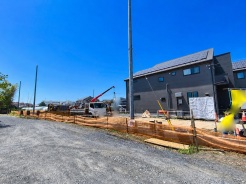 周囲にはスーパーをはじめとした買い物施設も揃っています。住みやすさと利便性を兼ね備えた環境です。■立川市栄町2丁目　売地■