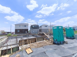 建物の基礎・構造といった目には見えにくい部分もしっかりこだわったお家です。安心して永くお住まいいただけます。
■日野市新井１　新築一戸建て■