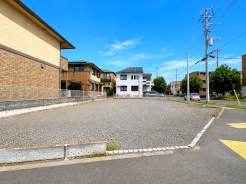 周囲にはスーパーをはじめとした買い物施設も揃っています。■八王子市打越町　新築一戸建て■