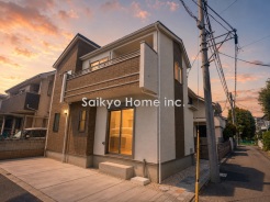 南向きの住宅は日当たりも良好。晴れの日はバルコニーでたっぷりと洗濯物を干すことができ家事もはかどりますよ。ほっとする我が家です。■小金井市貫井南町5　新築一戸建■