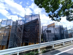 閑静な住宅街に全5棟の新築分譲住宅が2026年10月中旬誕生します。■多摩市桜ケ丘1　新築一戸建て■

