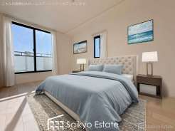 バルコニーに出入りの出来る洋室は、掃出し窓のため陽光を取り入れる面積が大きく気持ちの良い空間です♪