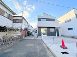 ガスを効率よく使えるハイクオリティ熱源器「エコジョーズ」標準装備！地球温暖化の一因となるCO2排出量を従来と比べ大幅に削減します。