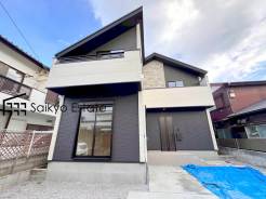 JR中央線・西武国分寺線・西武多摩湖線「国分寺」駅徒歩18分！「国分寺」駅へのバス便もございます。敷地面積ゆとりの33坪超！車種にもよりますが駐車3台可能です！