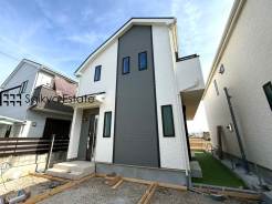 長期優良住宅！各棟18帖以上の広々LDK×収納付きの居室が4部屋！こだわりの間取りプラン！