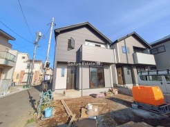 小学校まで徒歩約11分、中学校まで徒歩約10分でお子様が無理なく通える距離です。保育園や幼稚園も近くに多数あり、子育てファミリーには嬉しい環境です！