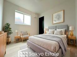 2面採光で明るく風通しも良好です！天気の良い日は是非窓を開けて空気の入れ替えをしてみるのはいかがでしょうか♪※家具類はCG加工しています。（2号棟）