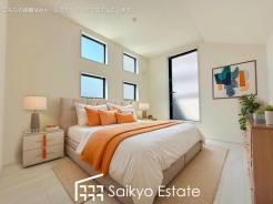 バルコニーに出入りの出来る居室は、たくさん陽光が差し込む明るい空間です。朝も気持ちよく起きられそうです♪
