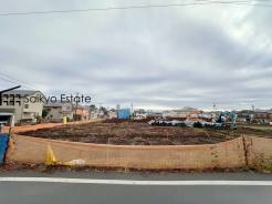 駐車スペースは2台可能です！来客時などに便利な他、セカンドカーをお持ちの方、購入をご検討の方は必見です！
