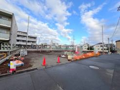 土地建物総額【7690万円～】京王線「柴崎」駅徒歩2分の駅近好立地！全13区画の大型分譲地となっております！建築条件外しもご相談下さい！
