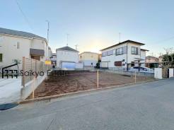 LDK広々15帖以上！収納付きの居室が3部屋！ご家族の会話を重視したリビングイン階段！カースペースは2台可能です！