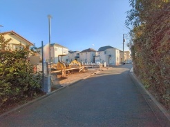 狛江市中和泉５丁目