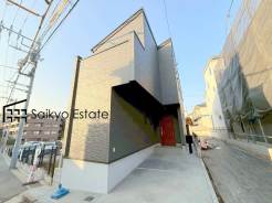 東京メトロ有楽町線「小竹向原」駅徒歩11分！西武有楽町線「新桜台」駅徒歩6分！西武池袋線「江古田」駅も徒歩約14分で利用可能です！