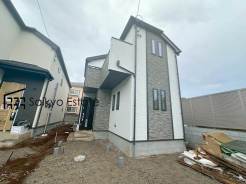 小学校まで徒歩約6分、中学校まで徒歩約8分でお子様が無理なく通える距離です。保育園や幼稚園も近くに多数あり、子育てファミリーには嬉しい環境です！