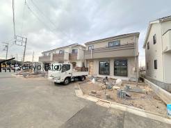 小学校まで徒歩約7分、中学校まで徒歩約18分でお子様が無理なく通える距離です。保育園や幼稚園も近くに多数あり、子育てファミリーには嬉しい環境です！